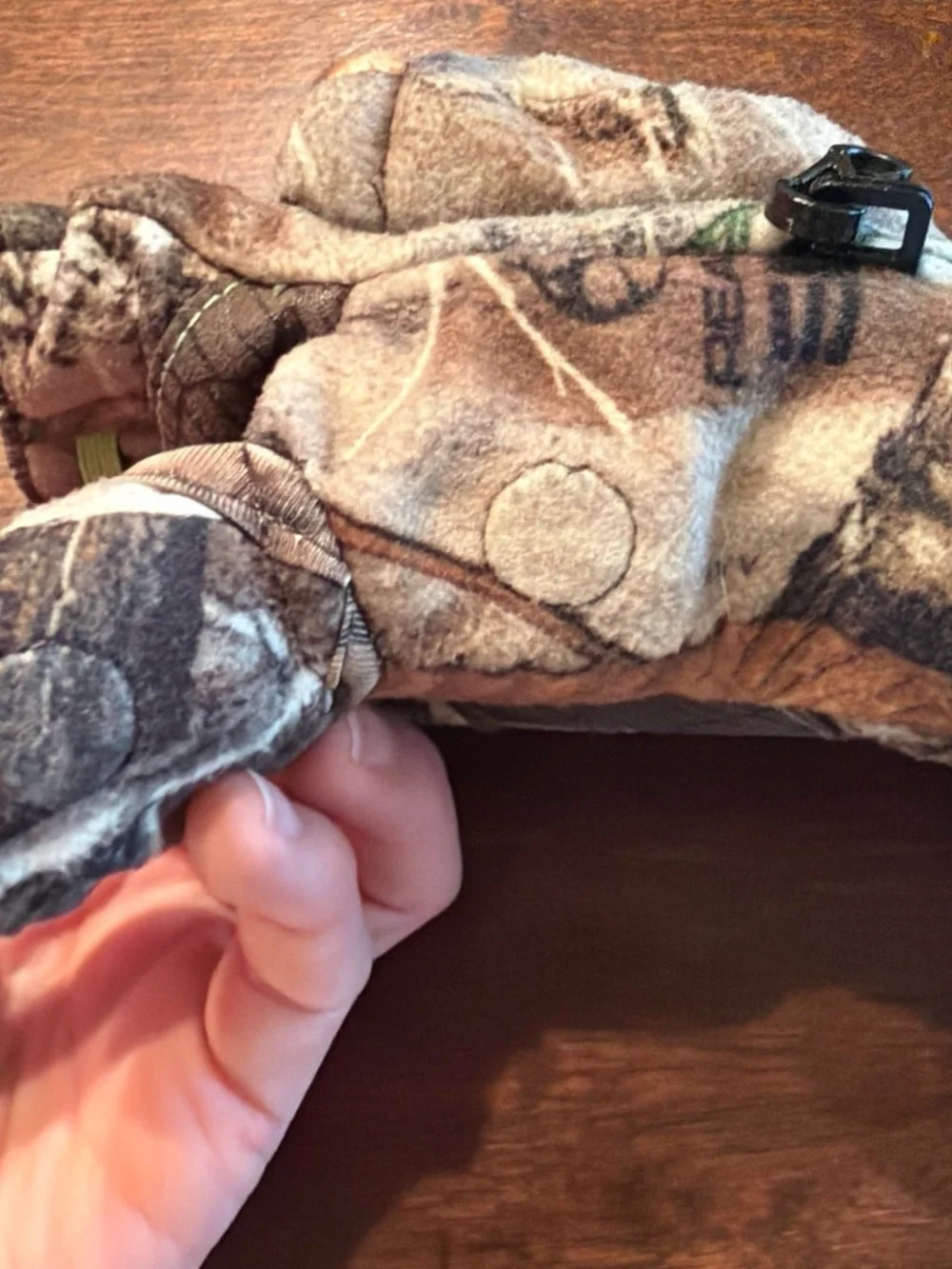Realtree play mitten mitt
